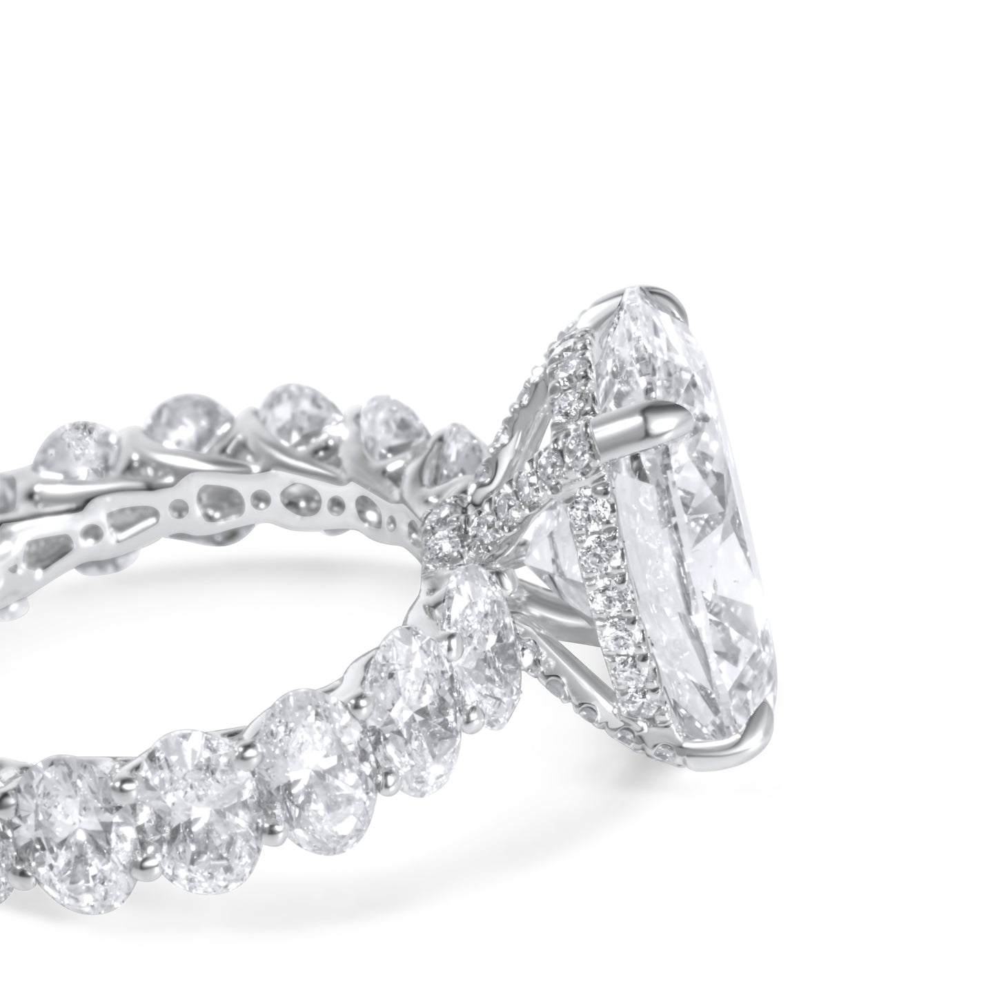 Oval Engagement Ring