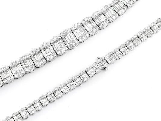 14k White Gold Graduated Baguette Tennis Chain 32.00 ctw