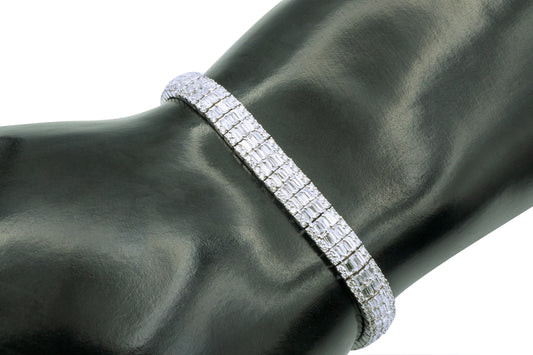 14K White Gold Emerald Bracelet 5.69 CTW