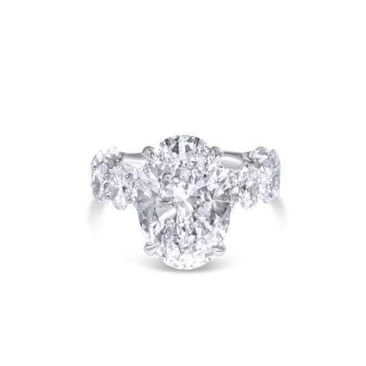 Oval Engagement Ring