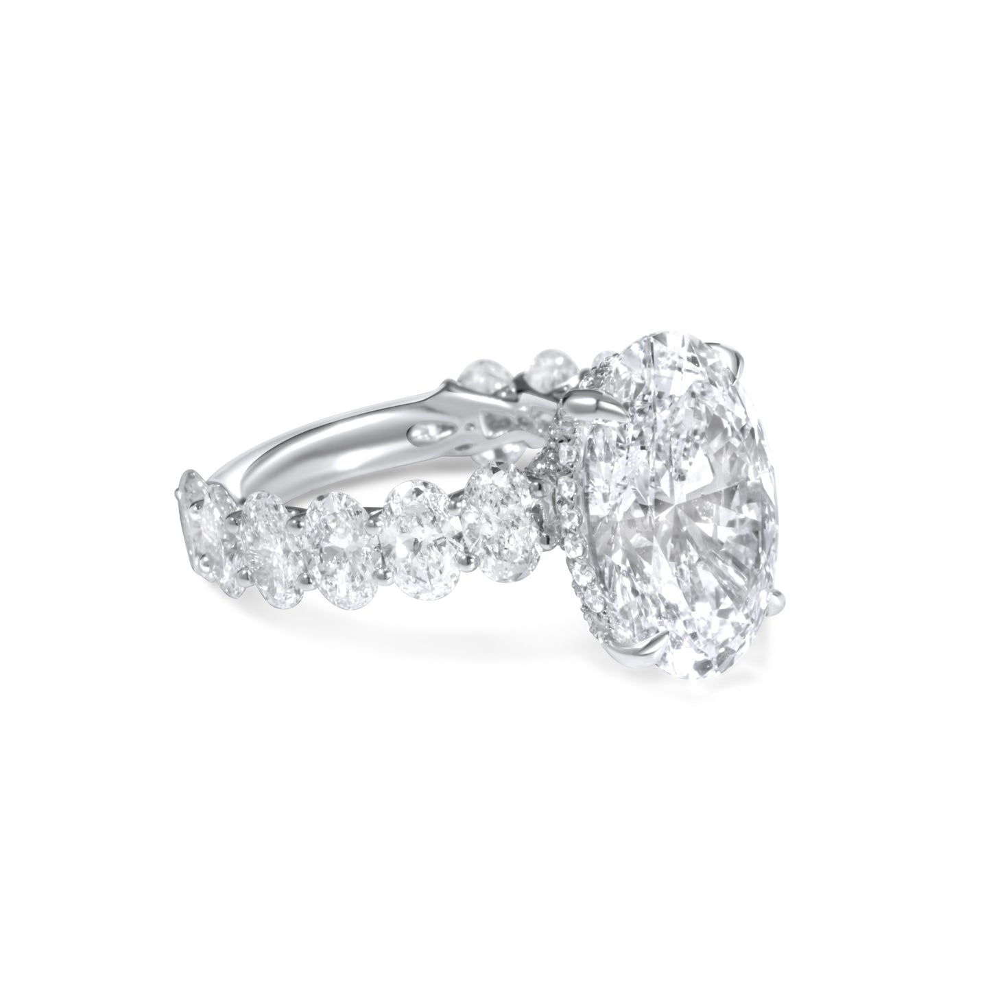 Oval Engagement Ring