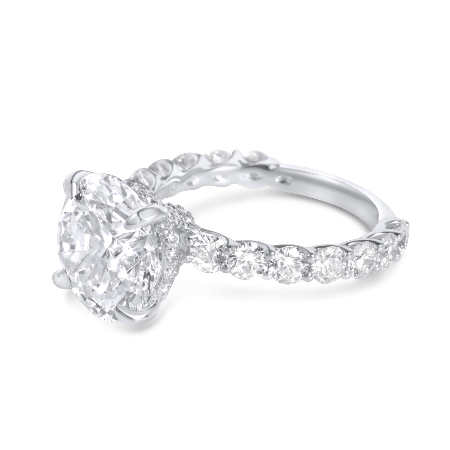 Round Diamond Engagement Ring