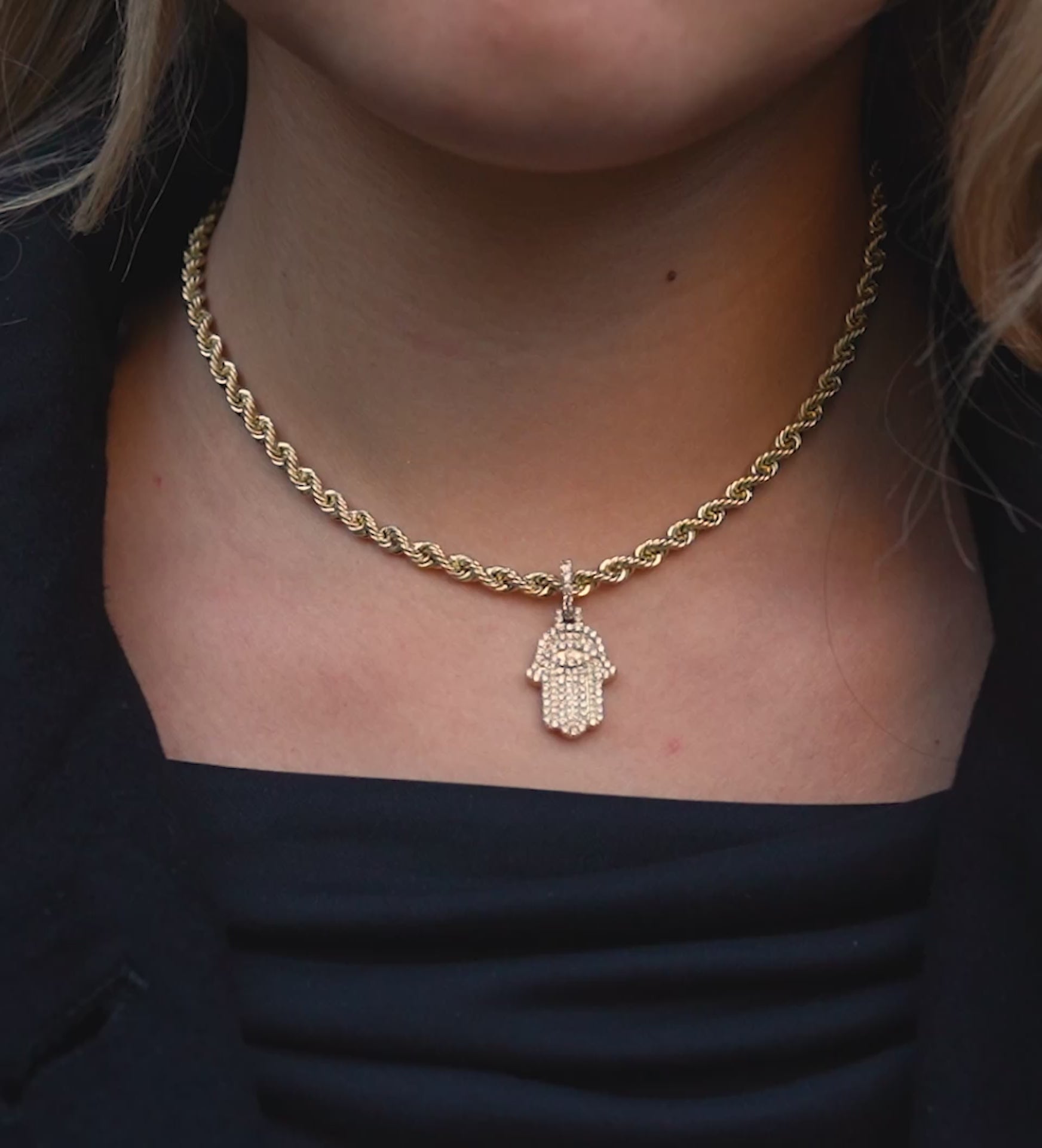 14k Yellow Gold Diamond Hamsa Pendant 0.81 ctw