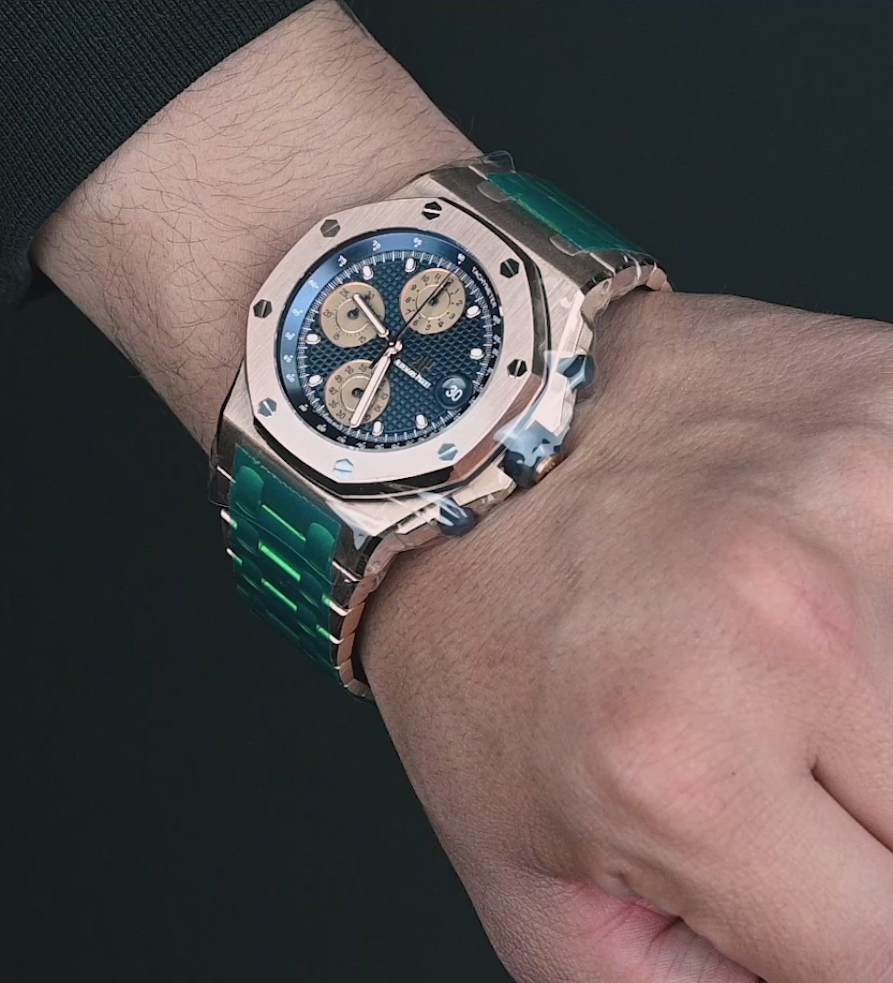 Audemars Piguet Royal Oak Offshore Chronograph Ref. 26238OR.OO.2000OR.01 Rose Gold Blue Dial - New