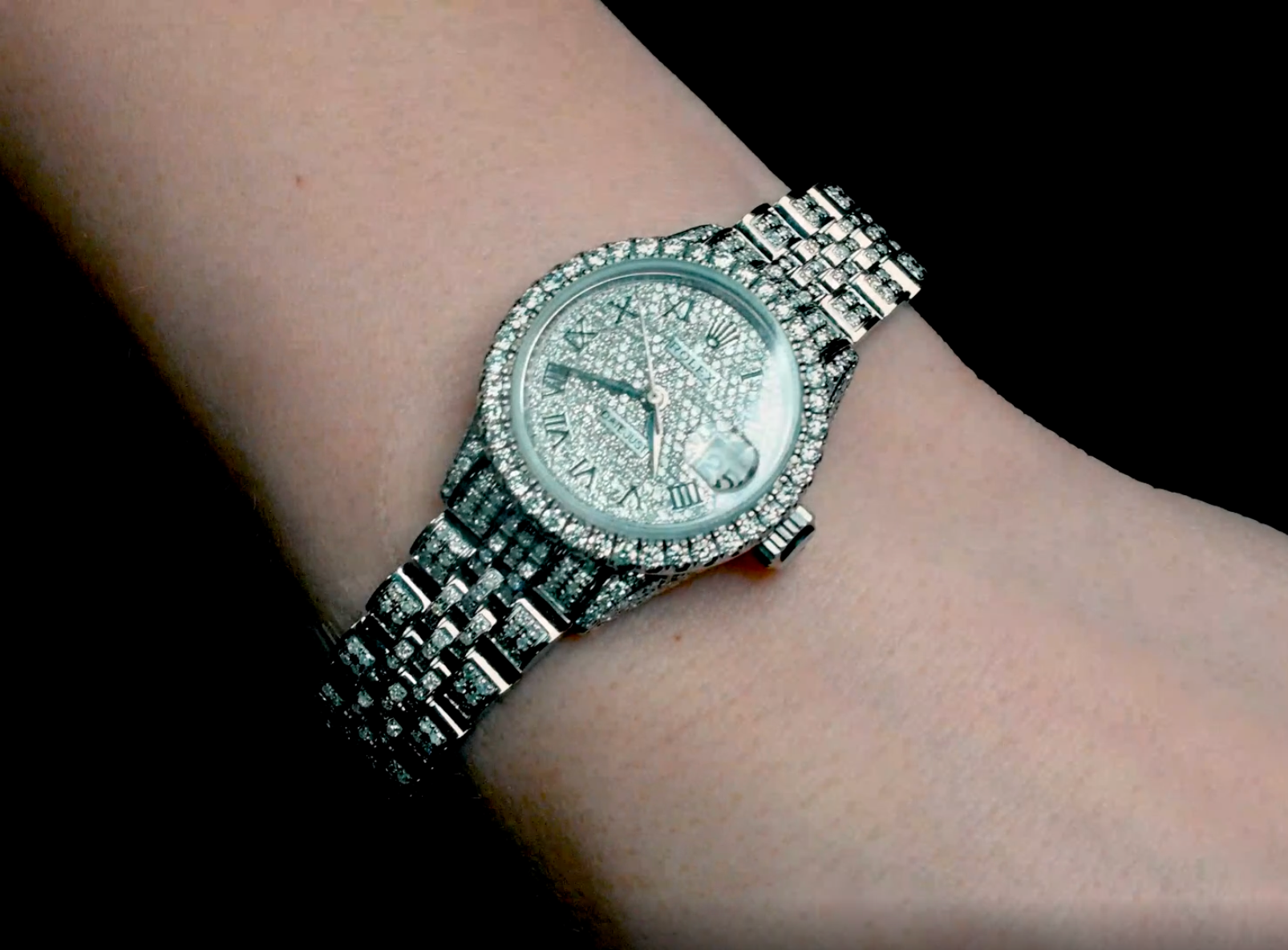 Rolex 2025 date diamond
