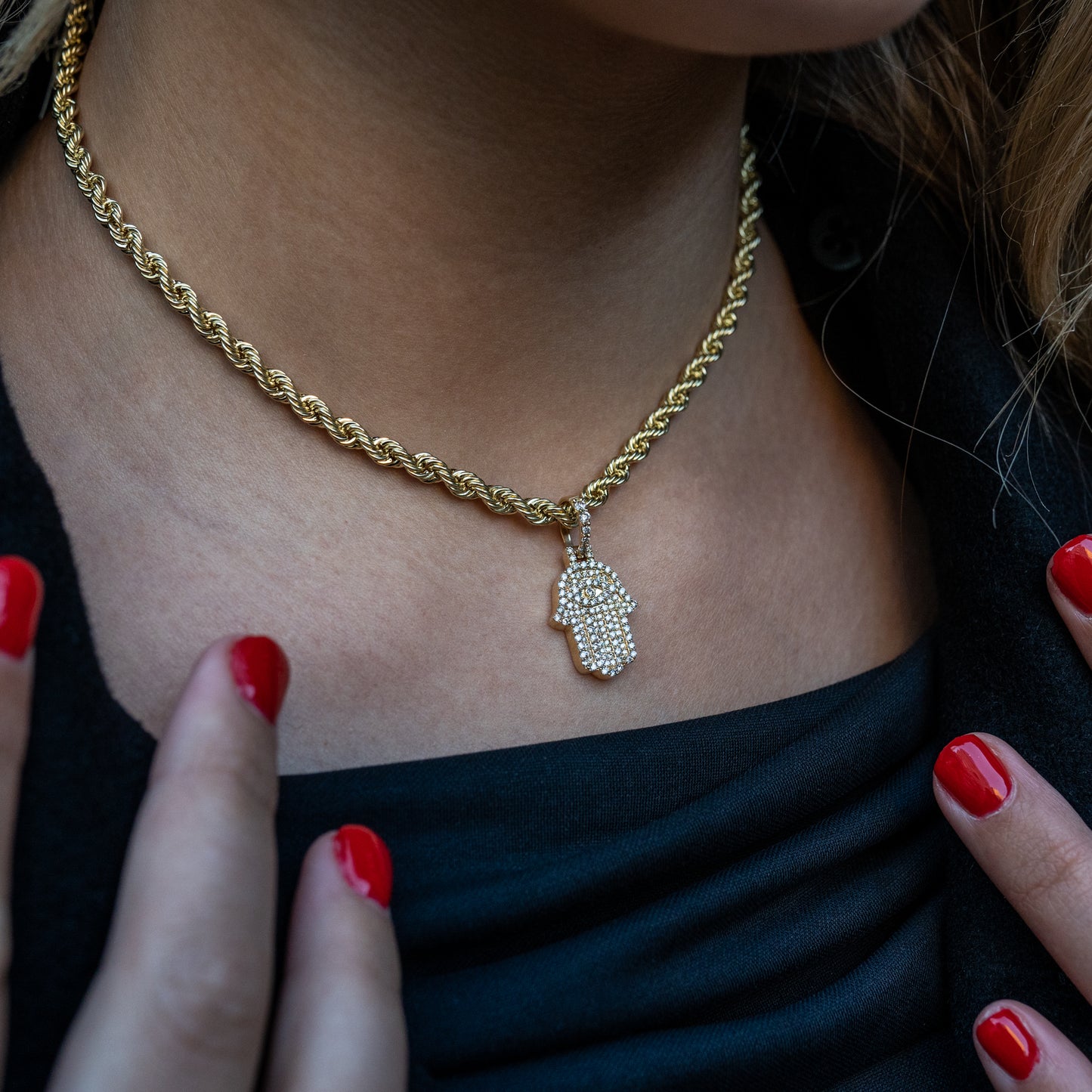 14k Solid Gold Diamond Hamsa Pendant 0.81 ctw