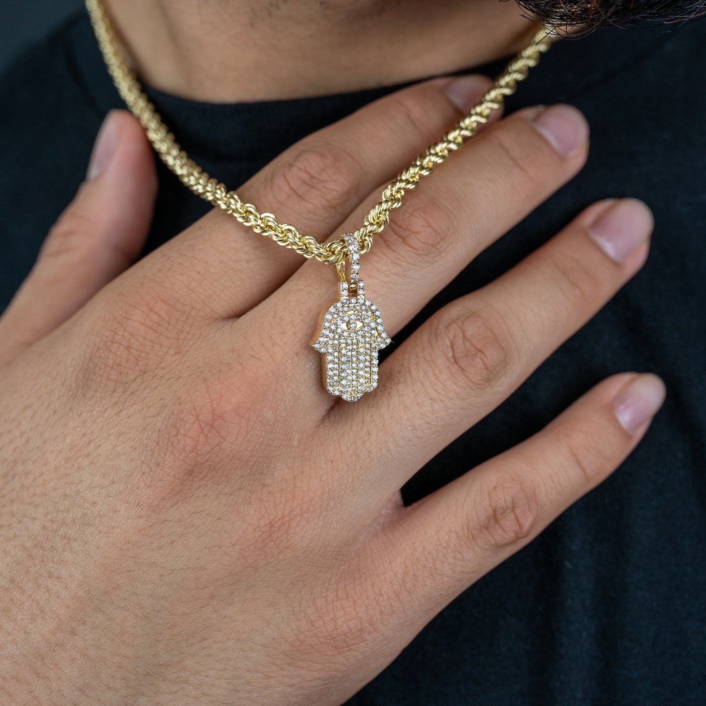 14k Solid Gold Diamond Hamsa Pendant 0.81 ctw