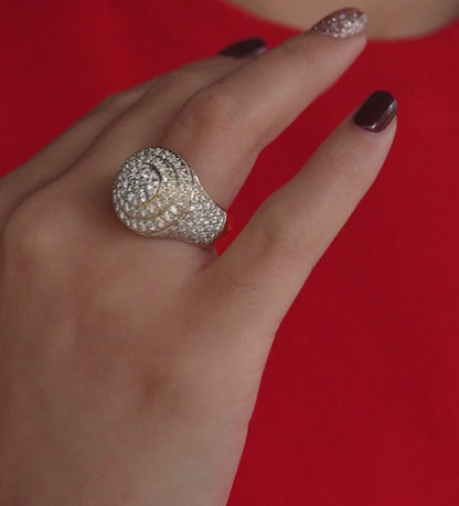 14k Yellow Gold Round Signet Diamond Ring 3.31 ctw